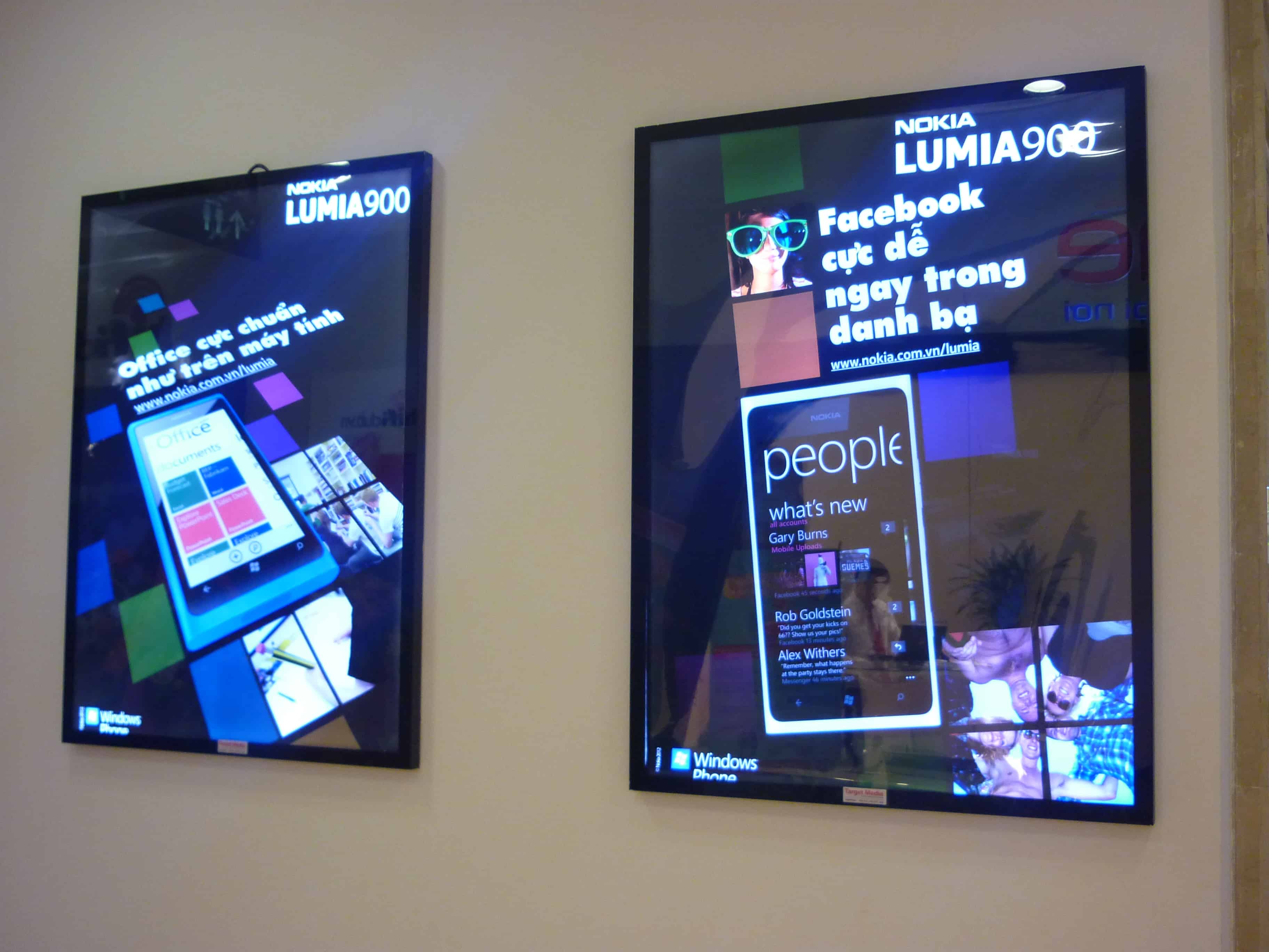 Ưu Điểm Nổi Bật Của Tranh Điện Khung Nhôm Nắp Hít